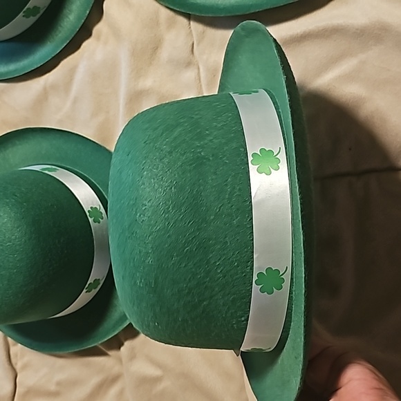 Green St. Patrick's Day Hats (set of 5) - Picture 4 of 10